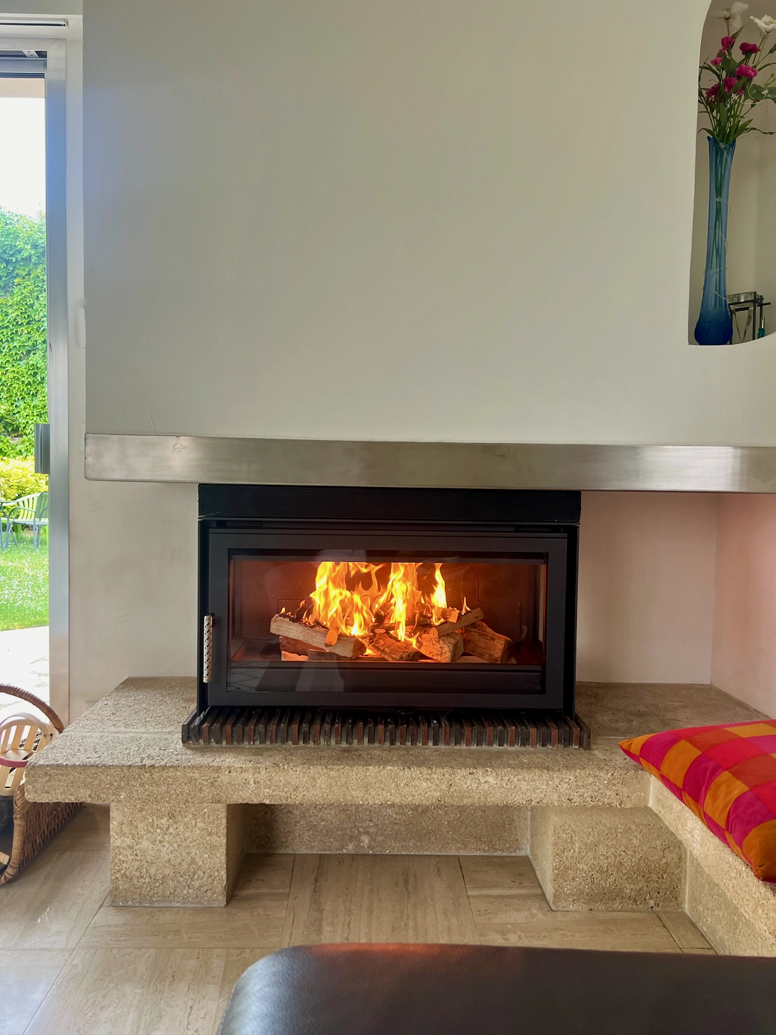 Installation d’un poêle à bois Totemfire Technika à Mondeville