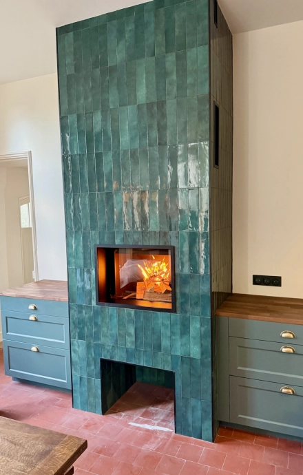 Installation d’une cheminée bois M Design Luna Diamond en Normandie