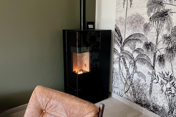 Installation d’un poêle à granulés Rika Connect Edge en Normandie