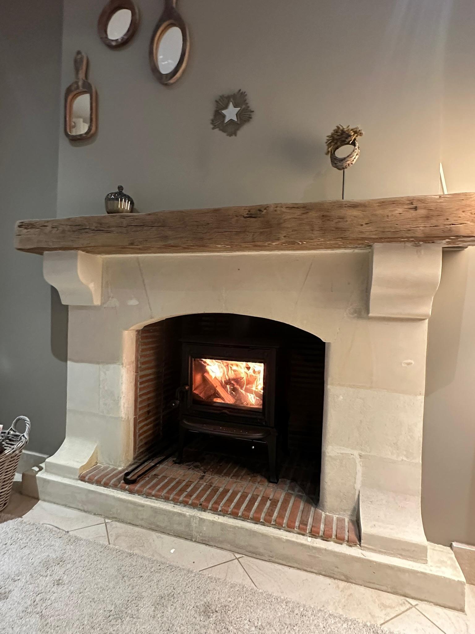 Installation d’un poêle en fonte Jotul à Deauville