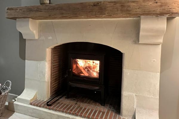 Installation d’un poêle en fonte Jotul à Deauville