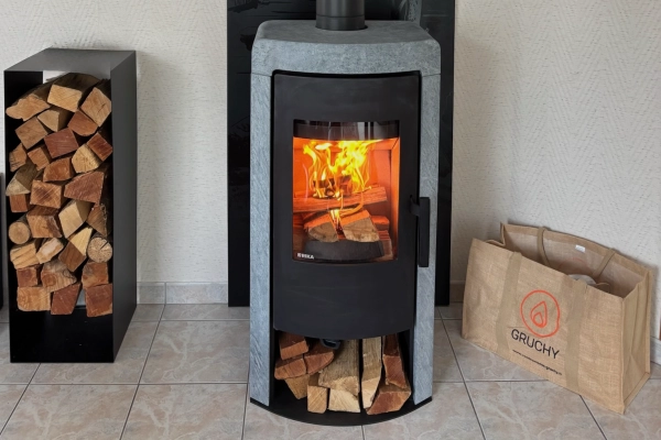 Mise en place d’un poêle à bois Rika Nex à Bretteville-sur-Odon