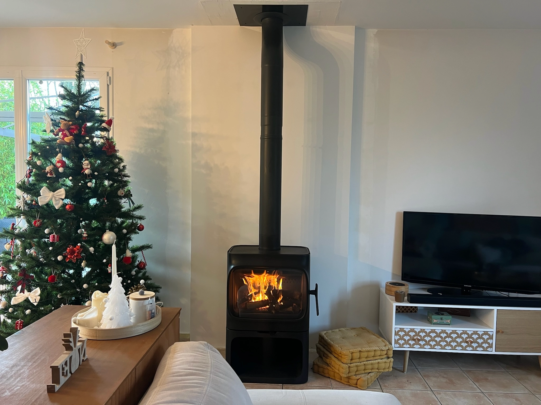 Installation d’un poêle à bois Jotul à Villy Bocage