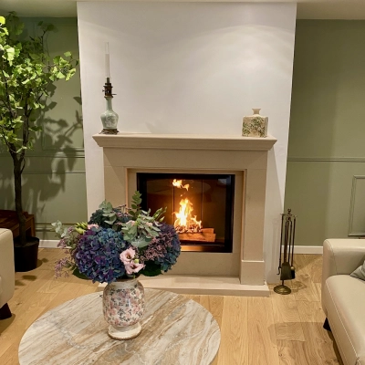 Cheminée M Design Luna Diamond 850V installée à Hermanville-sur-Mer